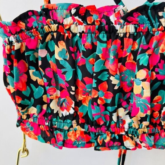 RESA NWT Revolve floral crop top , Size XS - Picture 4 of 9